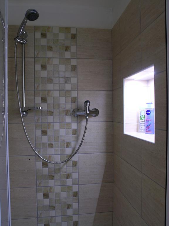 Stylove Podkrovni Apartmany Ostrava Rum bild